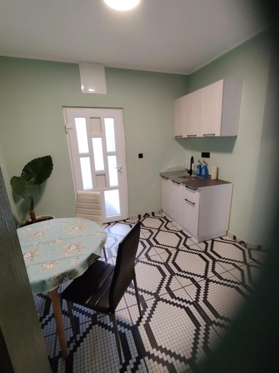Maison d'hôtes Gazdinstvo Tadic à Nikšić Extérieur photo
