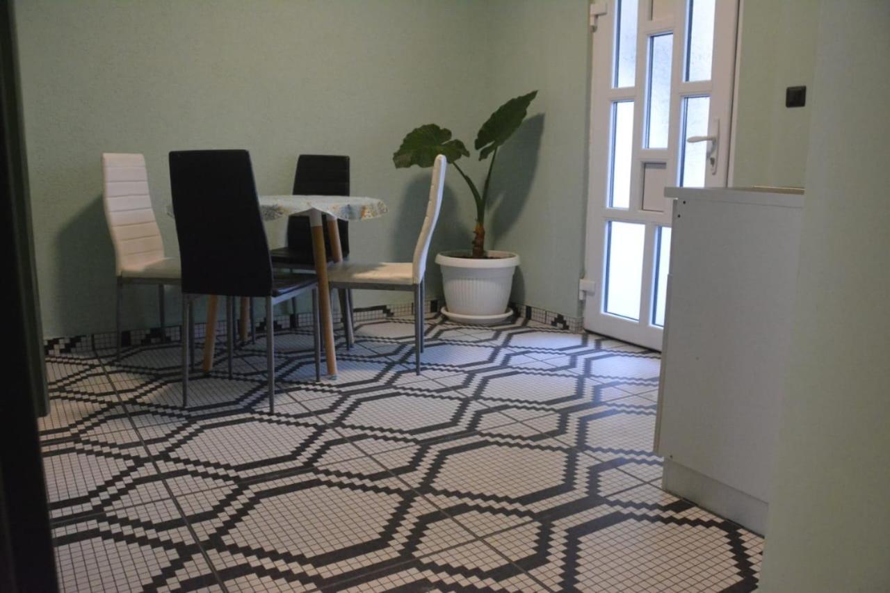 Maison d'hôtes Gazdinstvo Tadic à Nikšić Extérieur photo